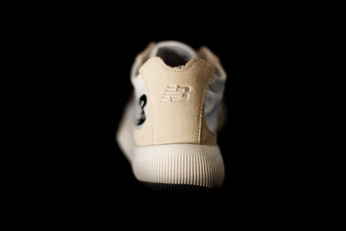 千葉格が撮影した写真のアルバム「シューズ」