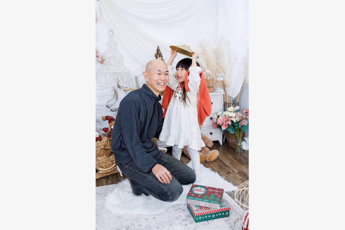 ちずカメラが出張撮影した家族写真(キッズ,ベビーフォト)などが写った「クリスマス」の家族写真