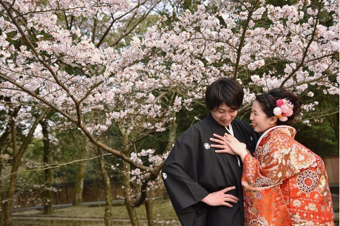 キキフォトワークスが撮影した「桜の季節の和装前撮り」の写真