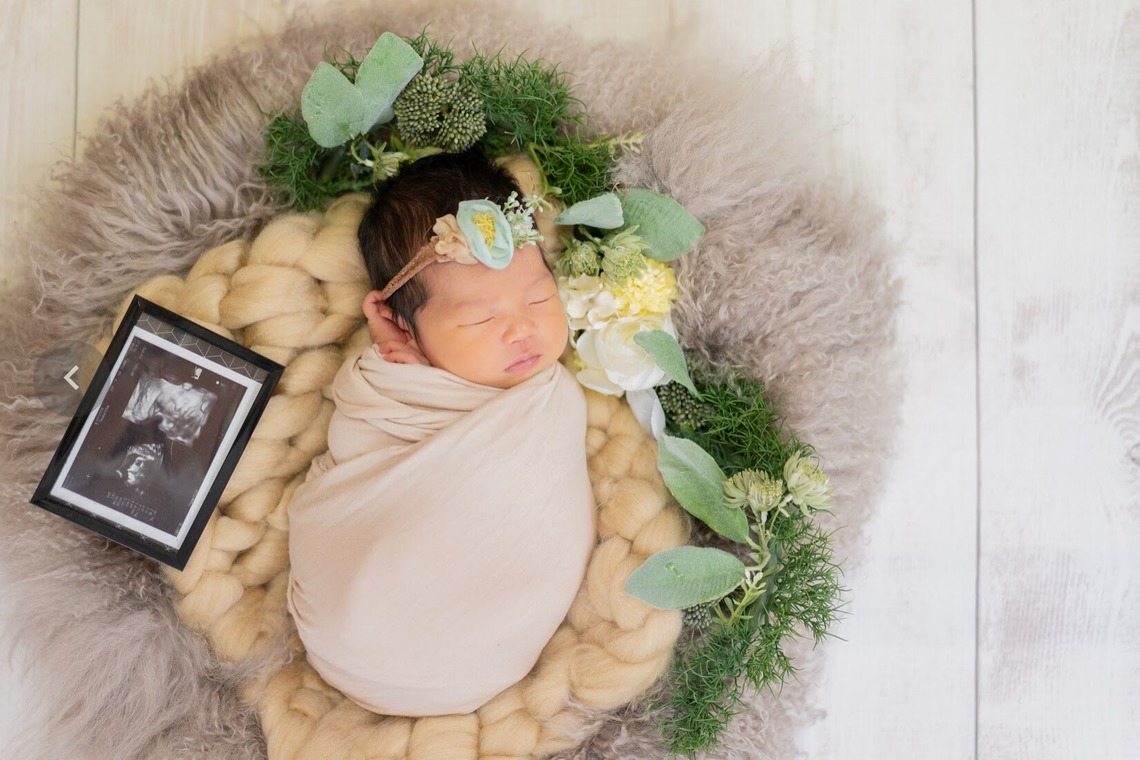 フォトラビが撮影した「ご自宅でニューボーンフォト」の写真