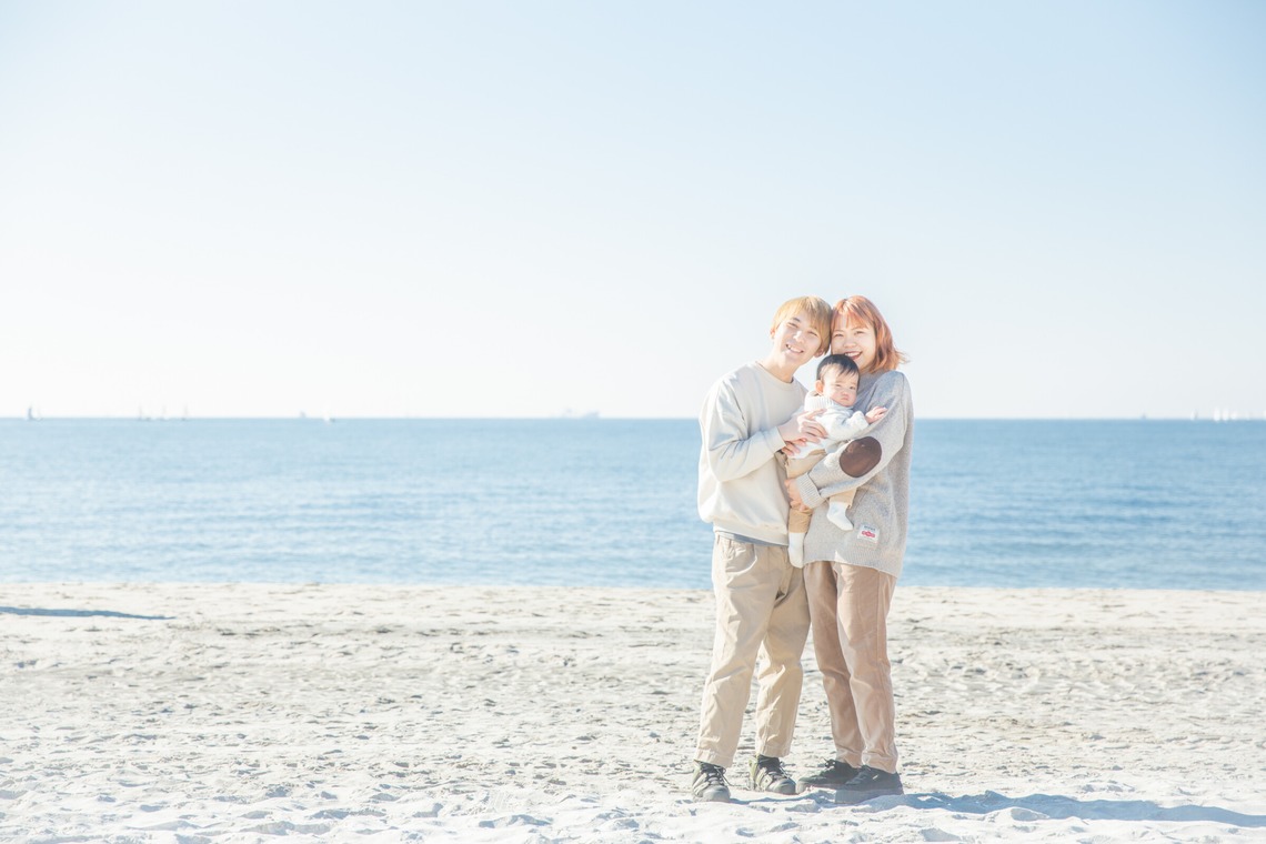 今泉秀樹が出張撮影した家族写真(キッズ,ベビーフォト)などが写った「稲毛海岸」の家族写真