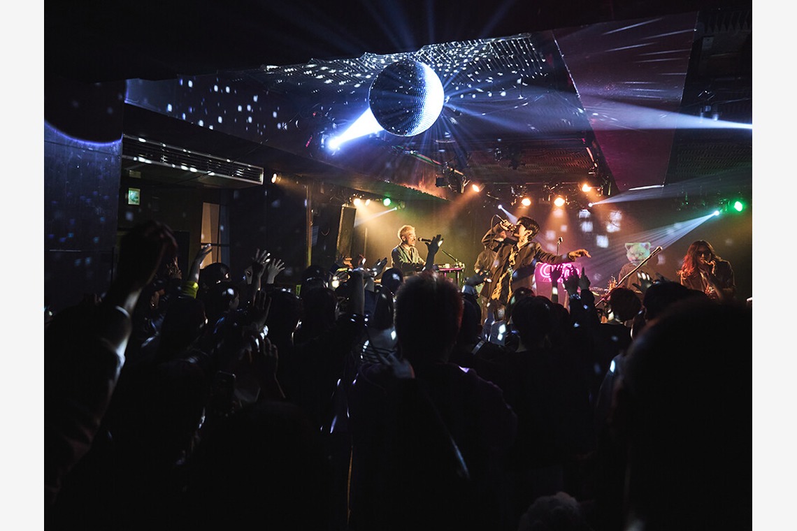 Ryo Manabeが撮影した写真のアルバム「Live撮影」