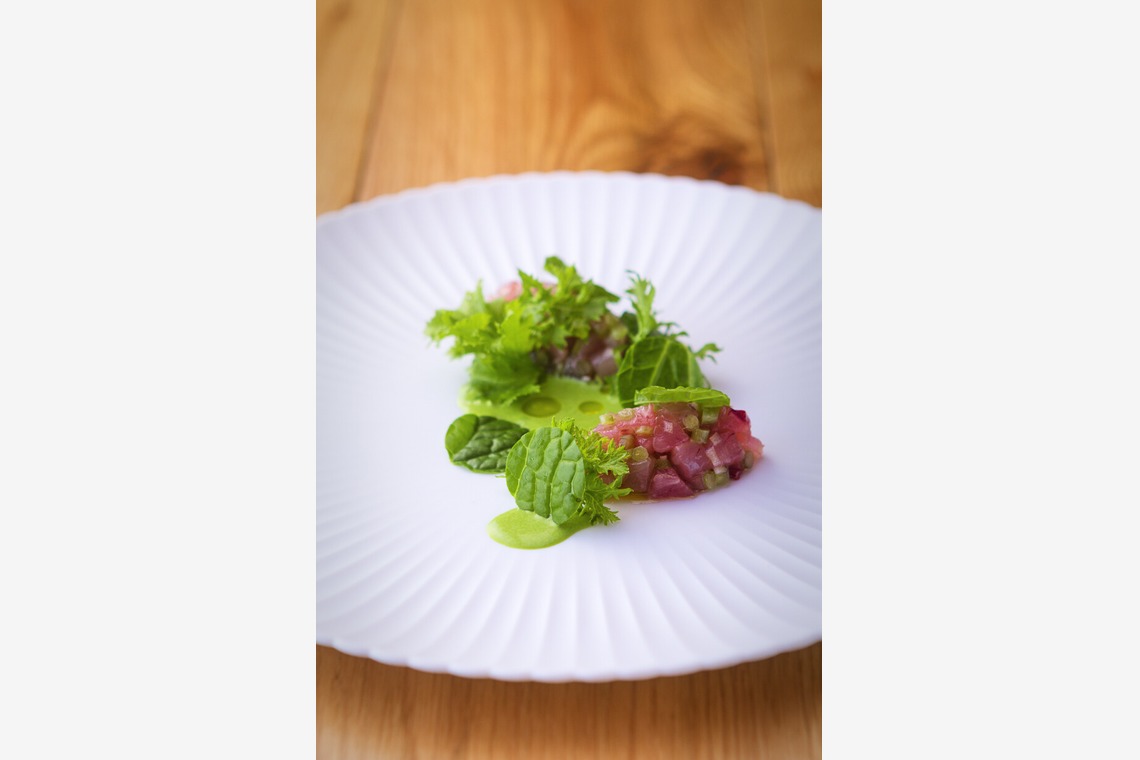 笠井鉄正写真事務所が撮影した「料理撮影（単品からコース・集合まで）」の写真