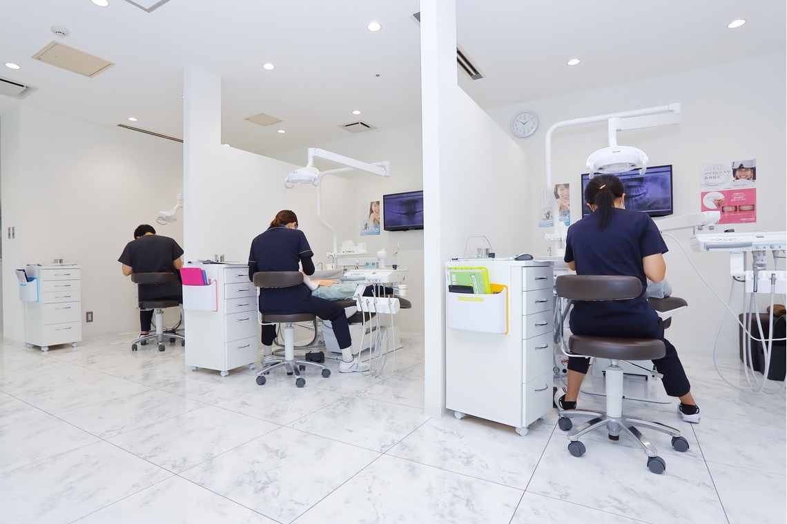 Teppei Takazawaが撮影した写真のアルバム「デンタルクリニック」