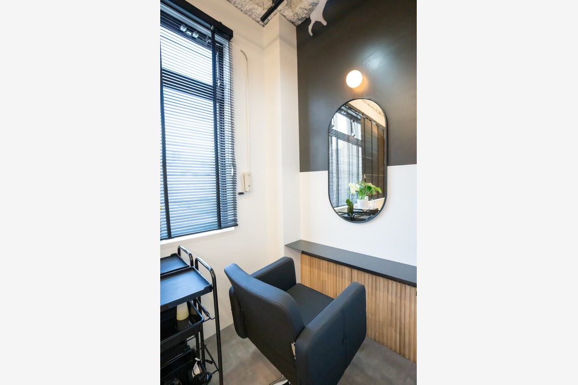 鈴木美咲が撮影した写真のアルバム「新規開業ヘアサロン撮影」