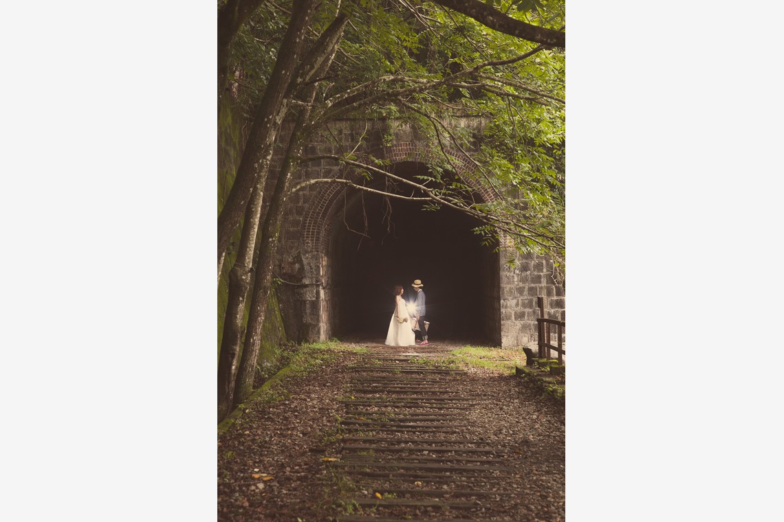 chapelle de Coffret (チャペル・ド・コフレ)が撮影した「ロケーションフォト・洋装」の写真