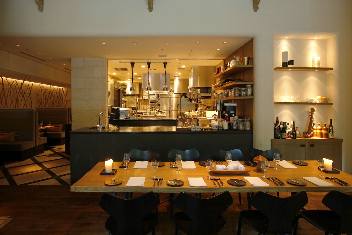 吉本光宏が撮影した写真のアルバム「内観外観」