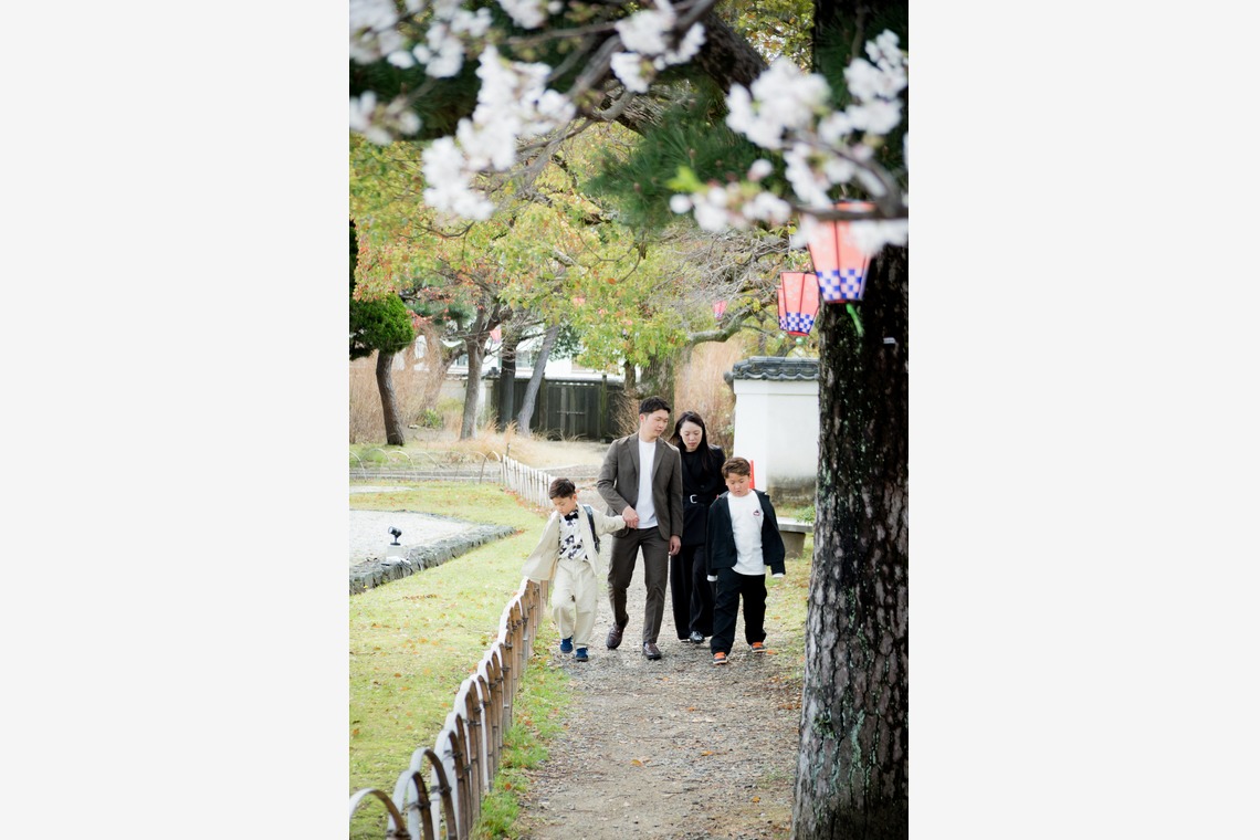 北川昭彦写真事務所が撮影した写真のアルバム「記念撮影」