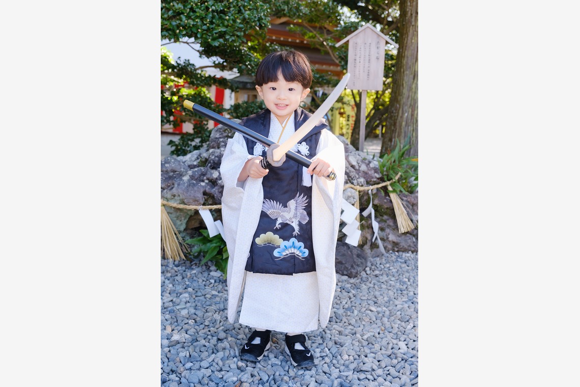 高夏写真店が出張撮影した家族写真(キッズ,ベビーフォト)などが写った「七五三の撮影」の家族写真