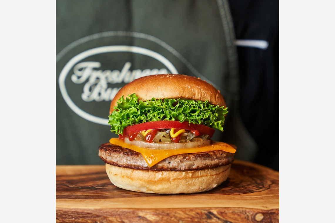 坂元寿行が撮影した写真のアルバム「ハンバーガー商品撮影」