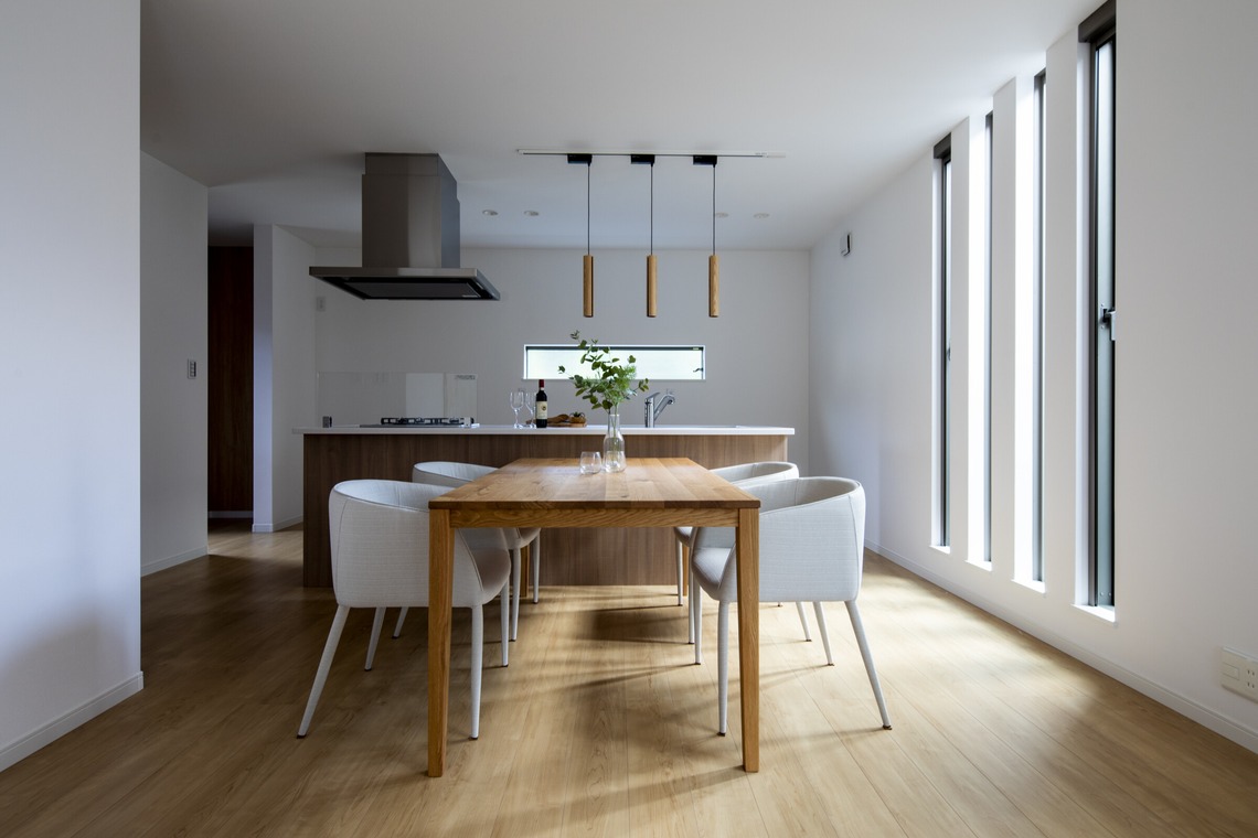 関西不動産販売株式会社が撮影した写真のアルバム「竣工写真」