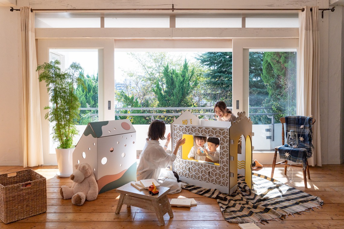 曽川拓哉が撮影した「ダンボールハウスの商品撮影」の写真