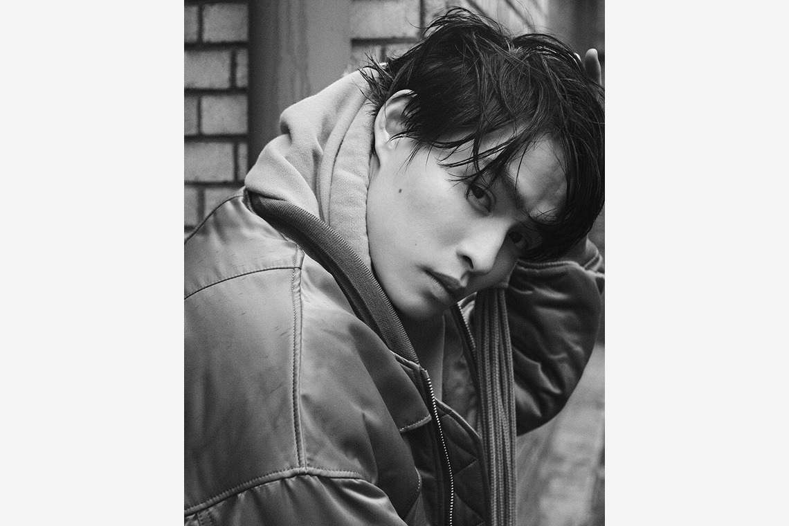 濱田茉里が撮影した写真のアルバム「ポートレート」