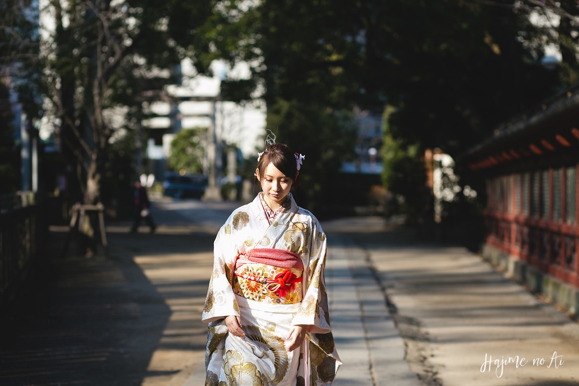 Hajime no Ai Photographyが出張撮影した家族写真(キッズ,ベビーフォト)などが写った「成人式後撮り@根津神社」の家族写真