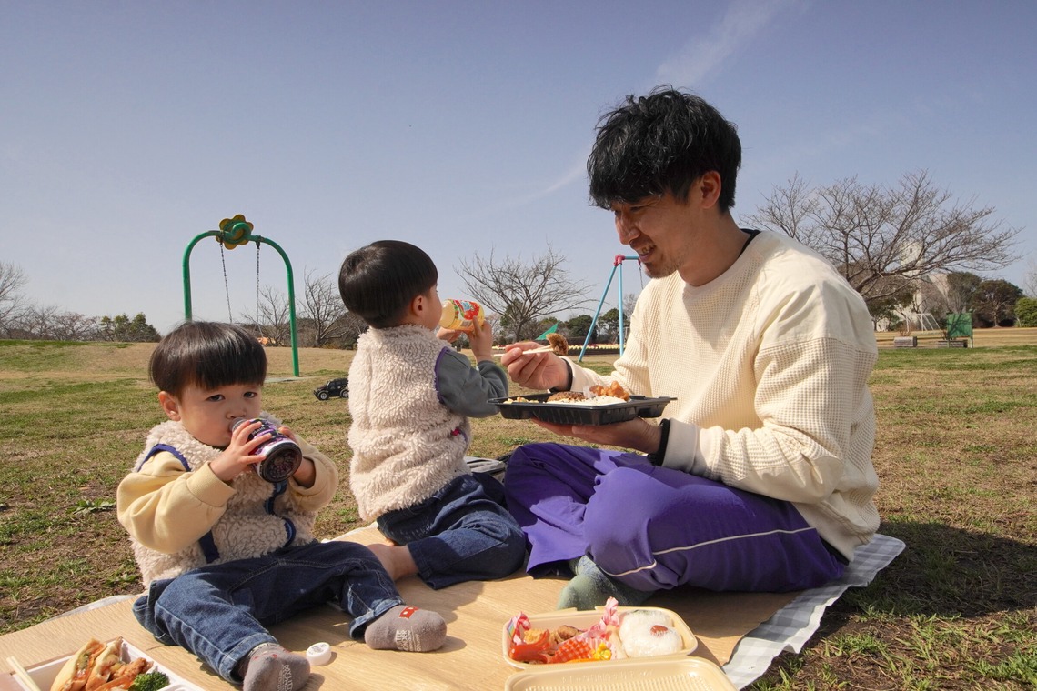 小野和也が撮影した「家族みんなでピクニック」の写真