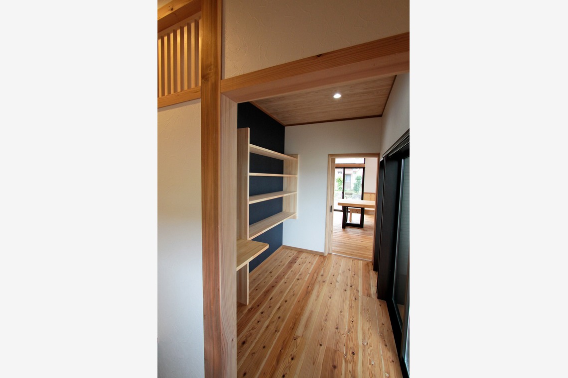 隈元智子が撮影した「家」の写真