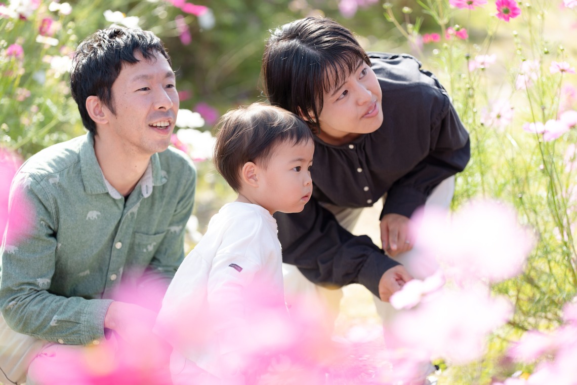 福永写真事務所が撮影した「家族写真（コスモス畑）」の写真