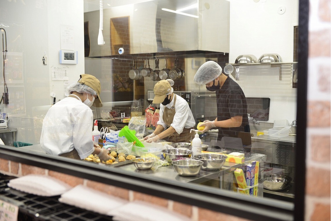 エンリッチ フォトグラフィーが撮影した写真のアルバム「インタビュー取材(仕事風景)」