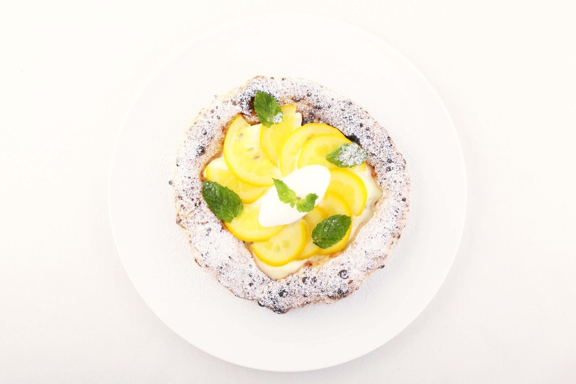 森安　照が撮影した「真俯瞰・ヨリ・集合」の写真