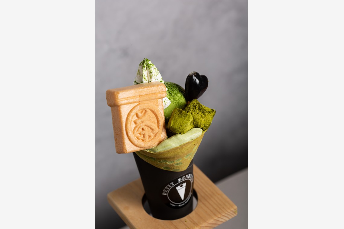 studio aluc ~スタジオ アルク~が撮影した写真のアルバム「クレープ」