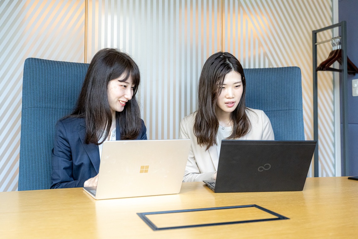 吉田佳央が撮影した「IT企業様 HP用撮影」の写真