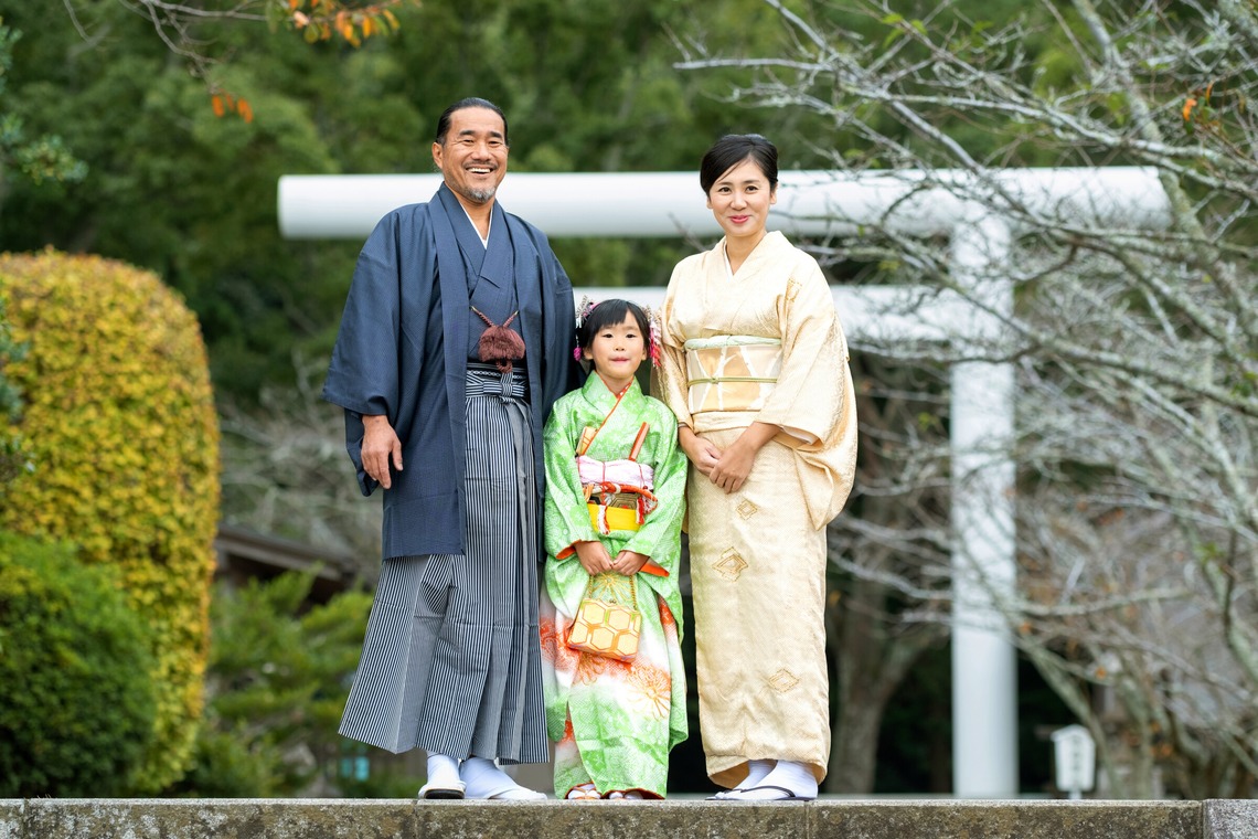 中村將一写真事務所が撮影した写真のアルバム「七五三」