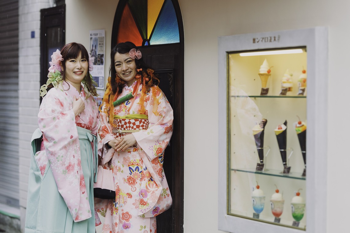 松井シンジが撮影した写真のアルバム「旅行（浅草）」