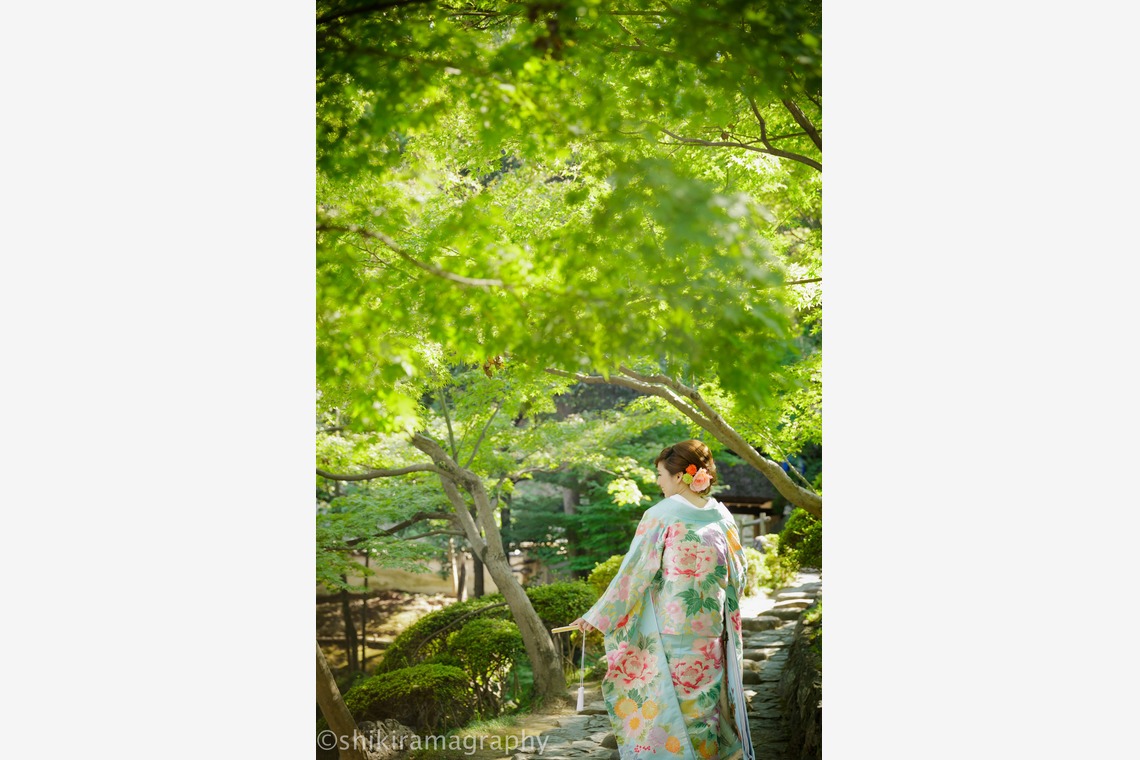 シキラマ グラフィーが撮影した写真のアルバム「和装/ビーチ」