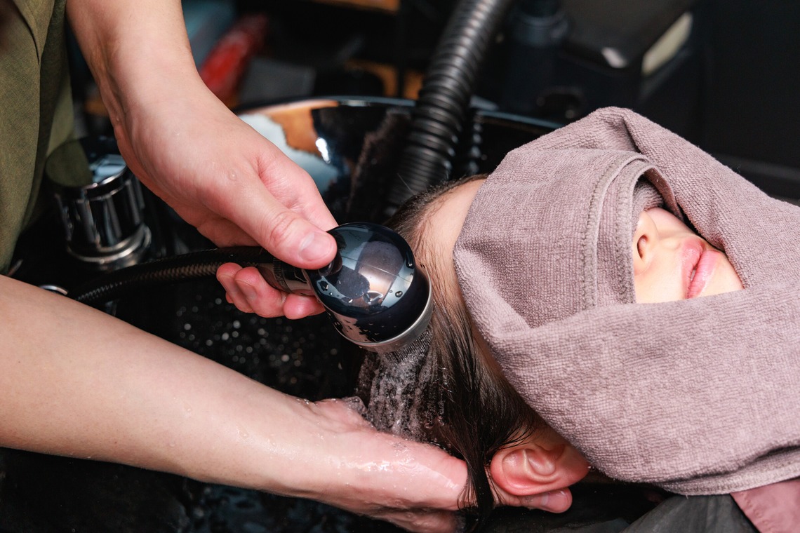 真方　祥が撮影した写真のアルバム「ヘッドスパサロン」