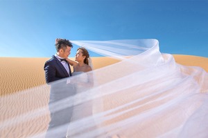 https://en.famarry.com/articles/Wedding-Day-Pictures-from-Around-the-World-Celebrating-500-Photographers