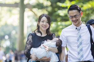 お宮参り写真 | 出張撮影手配ならエミリィ
