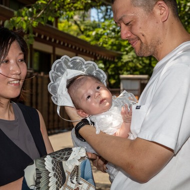 内海　利彦が撮影した「お宮参りのスナップ」の写真