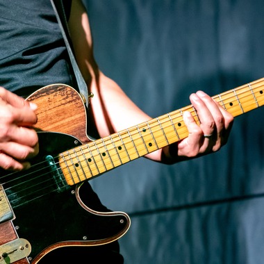 原野 英樹が撮影した「ロックバンドのライブハウス撮影 No.1」の写真