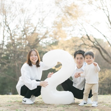 近藤碧が出張撮影した「2歳のお誕生日」の家族写真