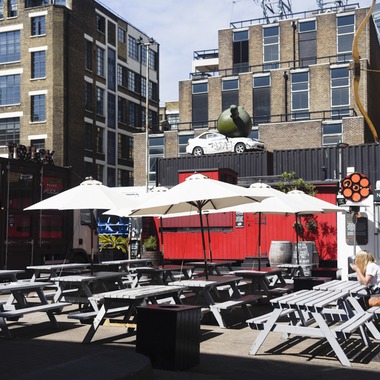 Photo taken by Lucky Sliver Sixpence - Hipster London ( location reference images) 