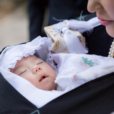 Photo Project PHOTO-ONが出張撮影した「宮参りでの撮影サンプル」の家族写真