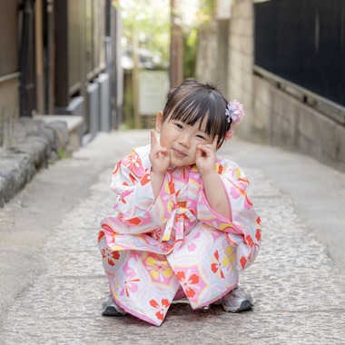 大阪フォトファクトリーが出張撮影した「七五三/子ども着物」の家族写真