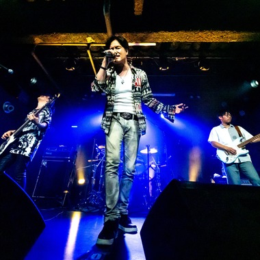 原野 英樹が撮影した「ロックバンドのライブハウス撮影 NO.2」の写真