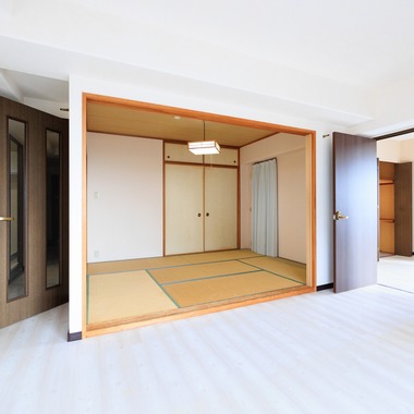 真方　祥が撮影した「物件・建築」の写真