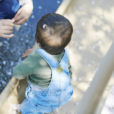 NISHIMURA AKINOBUが出張撮影した「ご家族ポートレート　お子様１歳バースデー記念　＠千葉」の家族写真