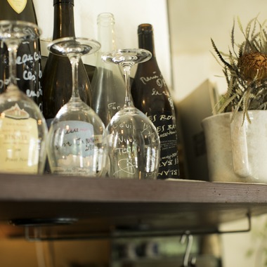 布川航太が撮影した「店舗撮影-ワインと料理」の写真