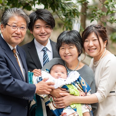 PhotoStudioLink　福井アイラが出張撮影した「記念撮影　家族写真　お宮参り 七五三」の家族写真