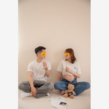 鈴木美咲が撮影した「ご自宅でマタニティフォト撮影」の写真