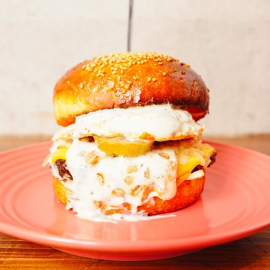 遠藤雄介・JEADO Worksが撮影した「ハンバーガー屋さんの物撮りを行いました。」の写真