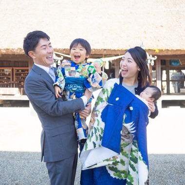 岩本隆之が出張撮影した「お誕生日ご家族撮影」の家族写真