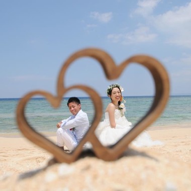 Photo taken by Avenir - Beach Photo wedding