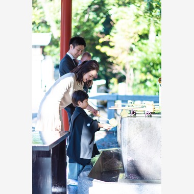 サキヤマ リエが出張撮影した「5才男の子・笑顔いっぱいの七五三＠日枝神社」の家族写真