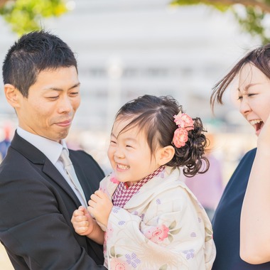 ツムグラフィーが出張撮影した「『七五三撮影@神戸ハーバーランド』」の家族写真