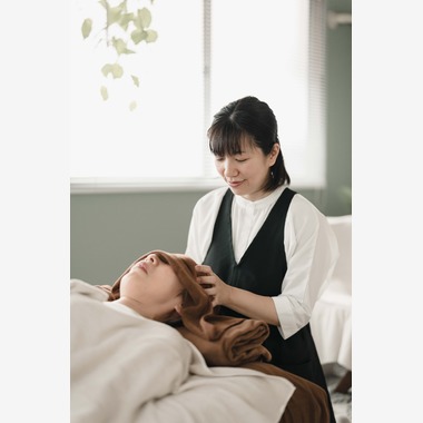 山﨑さと子が撮影した「サロンプロフィール撮影、施術撮影、店舗撮影」の写真