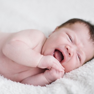 アトリエ　エピカ/清水　一哉が撮影した「ニューボーンフォト」の写真